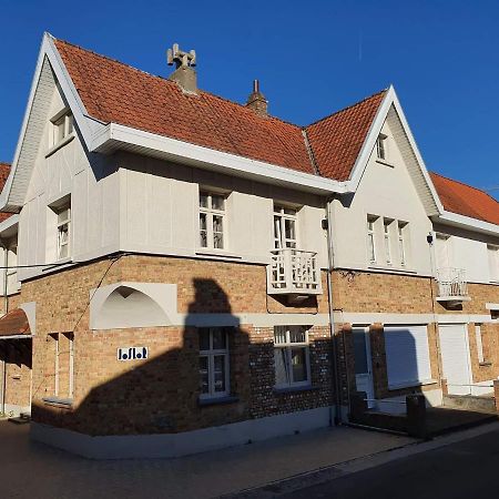 Maison au calme à 300m de la plage De Panne Esterno foto